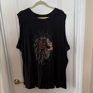 Torrid Black Sleeveless Top with Dia De Los Muertos (Sugar Skull) Graphic Design